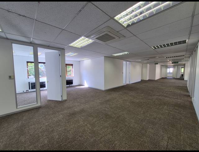 385M² OFFICE TO LET IN SANDTON CENTRAL
